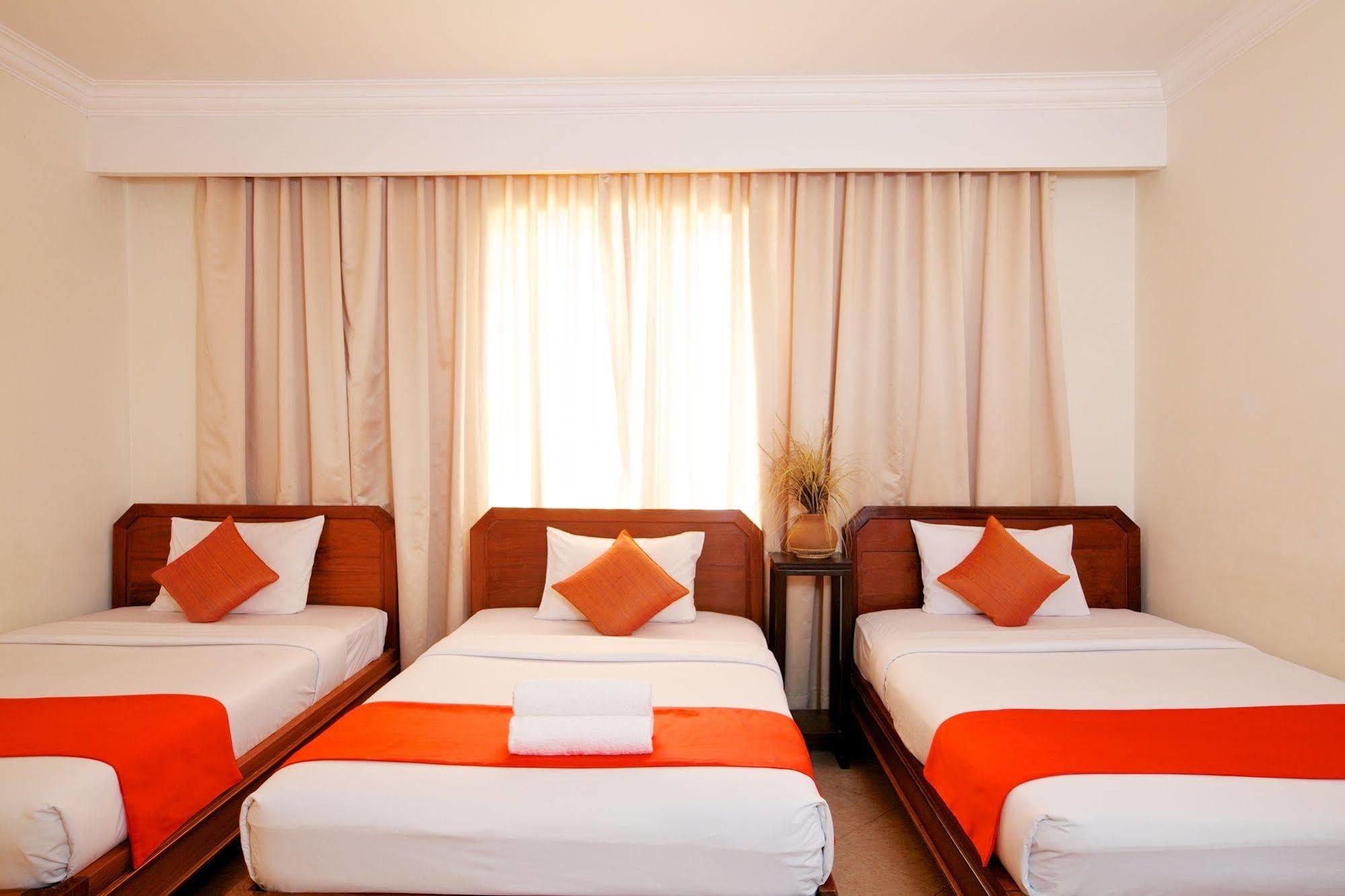 Forest King Hotel II เสียมราฐ ภายนอก รูปภาพ